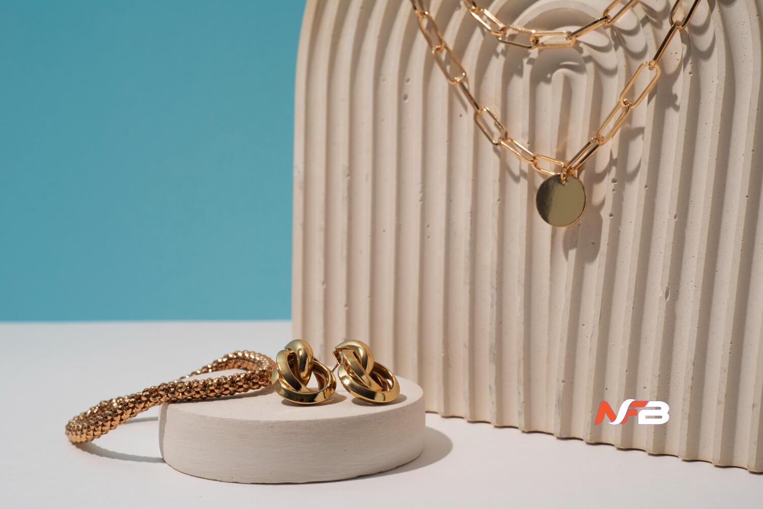 The Magic of Parisian Jewelry: A Guide to Jewelry Stores for Travelers