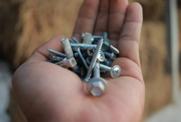 Buying Drawer Slides in Bulk: Tips for Manufacturers and Designers