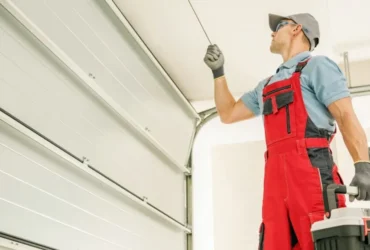 Top 5 Reasons to Choose Professional Garage Door Repair in Murrieta
