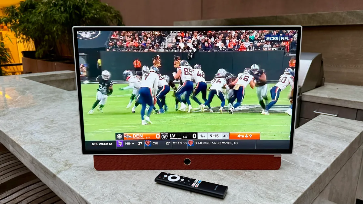 Portable 1080p TVs